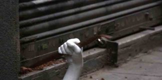 Скульптурний проєкт Hands, Барселона (2)