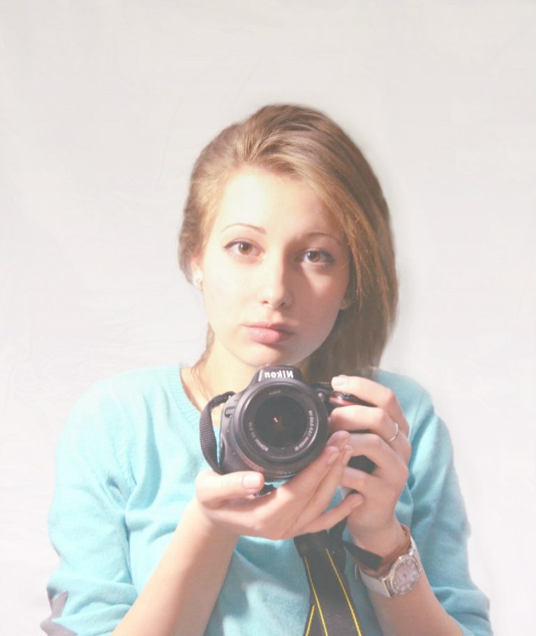 Алина Захарова