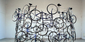 Ай Вейвей. Forever, 2003