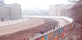 графіті на Берлінській стіні 2