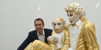Michael Jackson and Bubbles. Michael Jackson and Bubbles. Jeff Koons