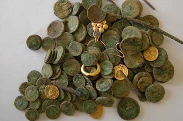 v-zamke-yaponii-arxeologi-nashli-monety-osmanskoj-imperii-i-drevnego-rima