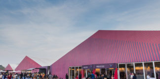 Растущий рынок India Art Fair вызывает интерес у коллекционеров