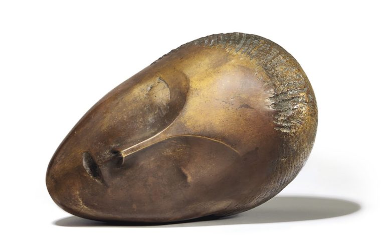 3. Constantin Brancusi, La muse endormie (1913)