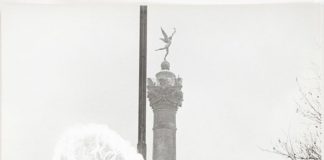 Henri Cartier-Bresson, Fire Breather in Paris (1953)