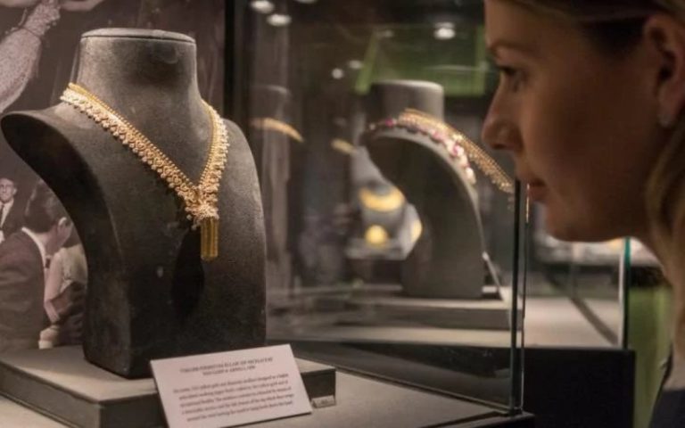 Из лондонской арт-ярмарки Masterpiece украли ювелирные изделия на сумму $3,9 млн