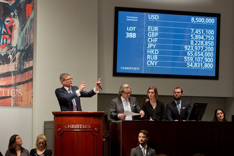 После большого провала, продажи Christie's снова начали расти