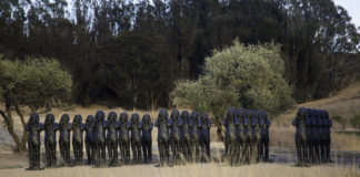 Yue Minjun, Contemporary Terracotta Warriors, 2005.Donum Estate
