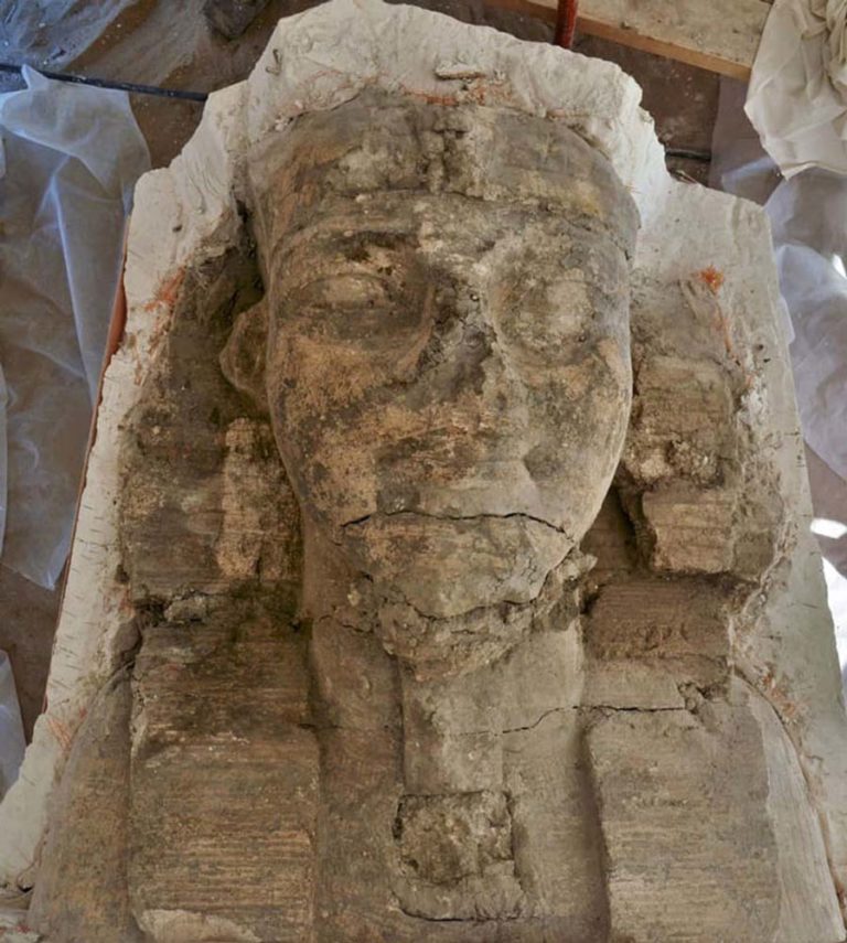 Egypt-Luxor-Sphinx