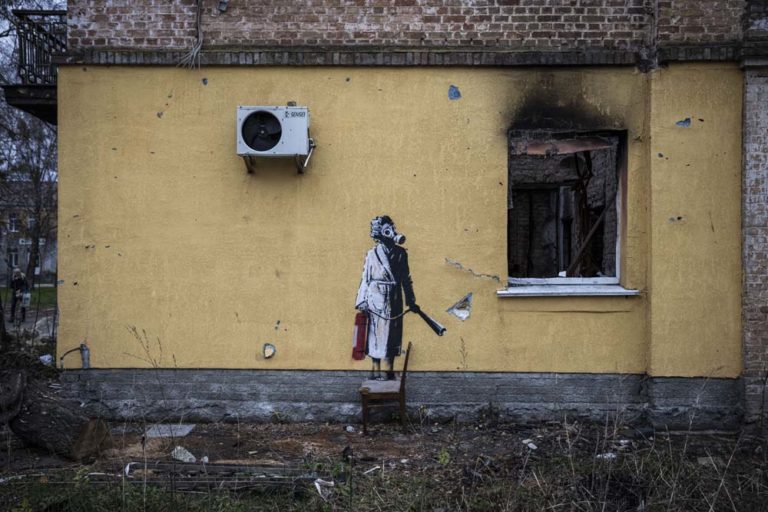 Key Infrastructure Attacked, Leaving Kyiv With Further Power And Water Outages