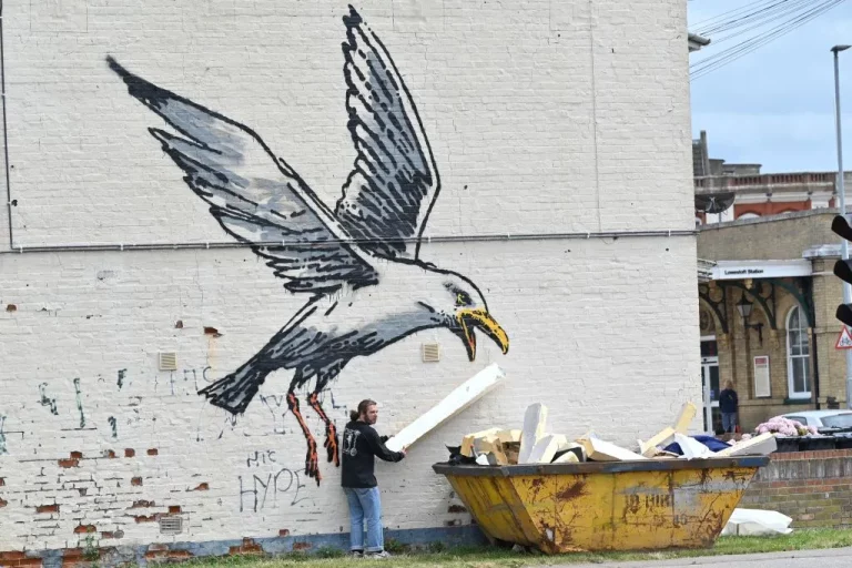 banksy mural seagull.jpg